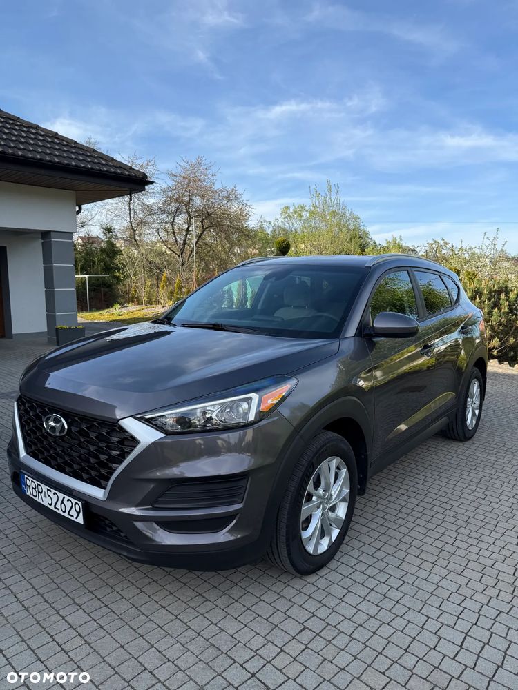 Hyundai Tucson - 2
