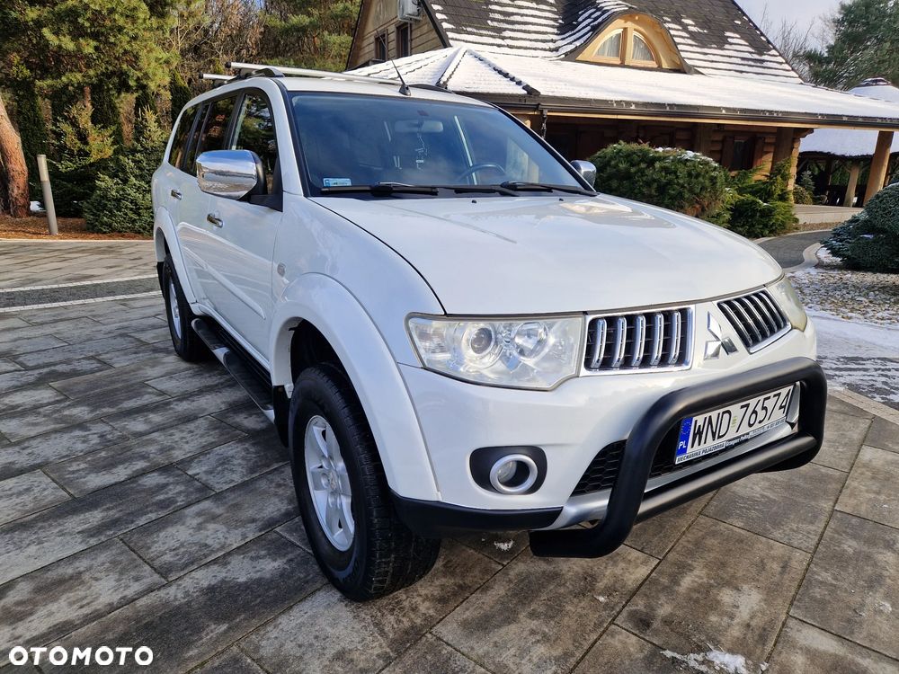 Mitsubishi Pajero Sport - 2