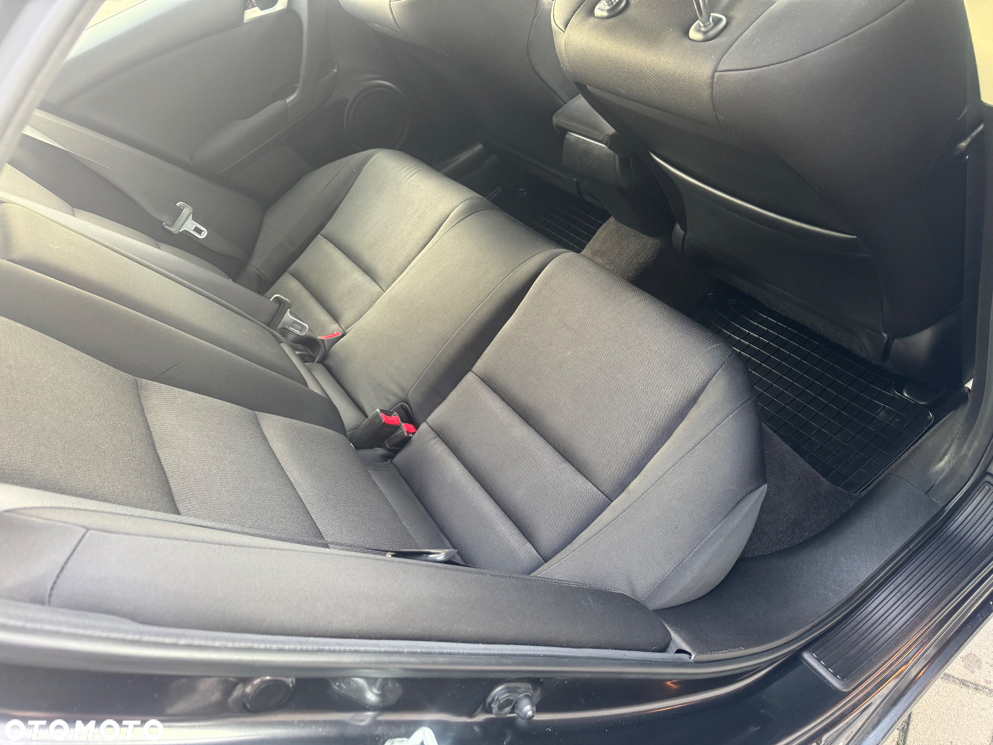 Honda Accord 2.0 Executive - 8