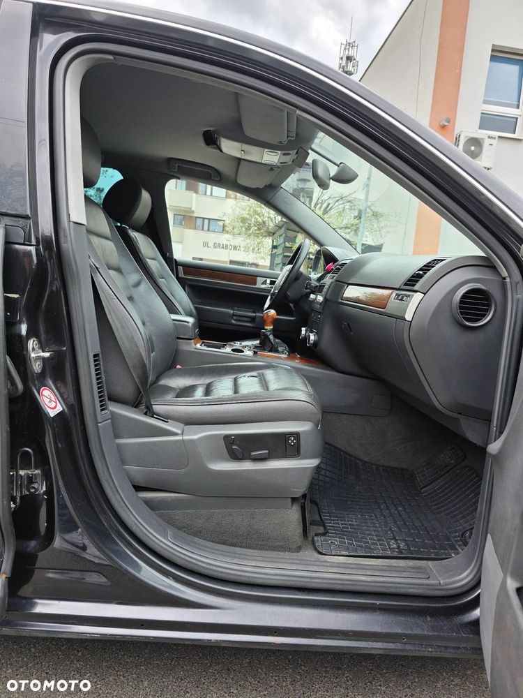 Volkswagen Touareg 2.5 R5 TDI - 21