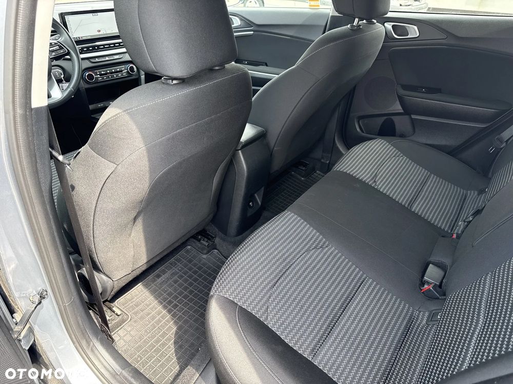 Kia XCeed 1.5 T-GDI M DCT - 27