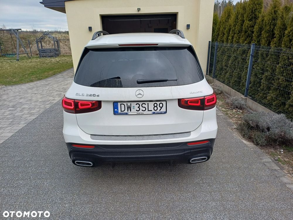 Mercedes-Benz GLB 220 d 4-Matic AMG Line 8G-DCT - 2
