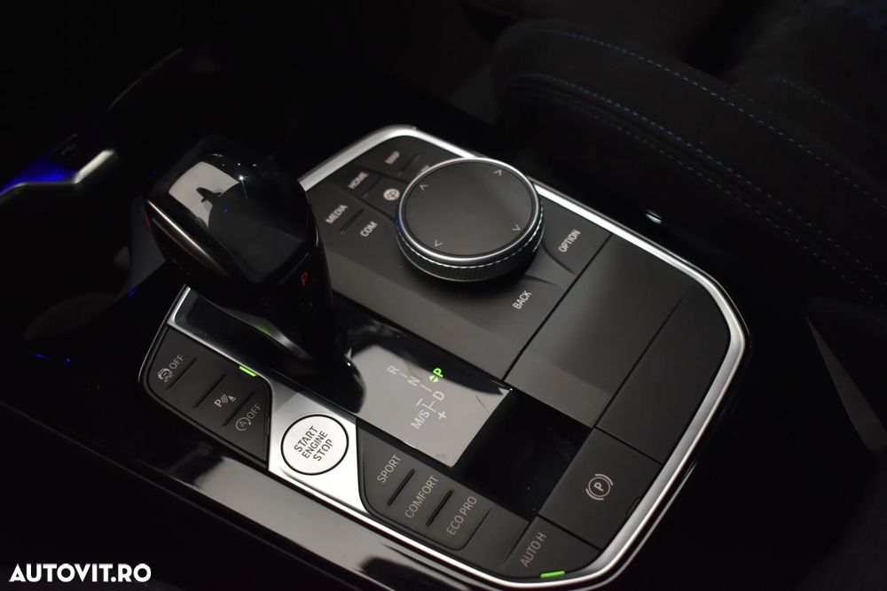 BMW Seria 2 220d Aut. Sport Line - 23