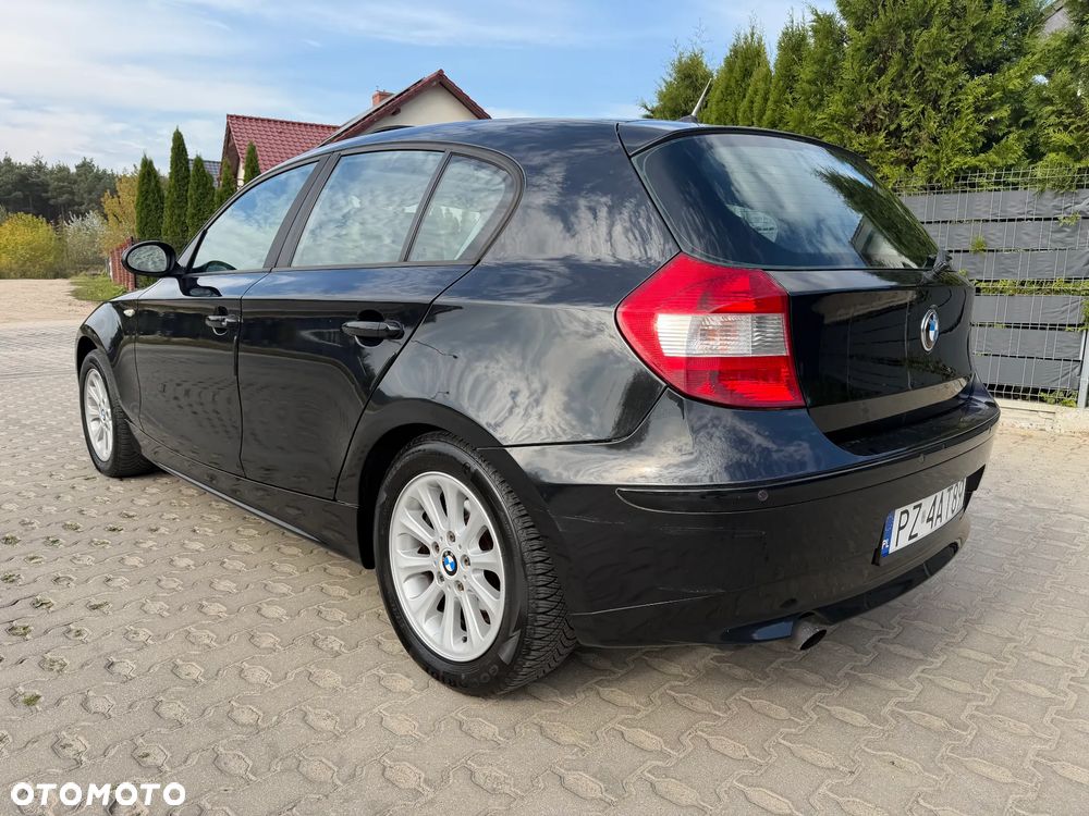 BMW Seria 1 116i - 26