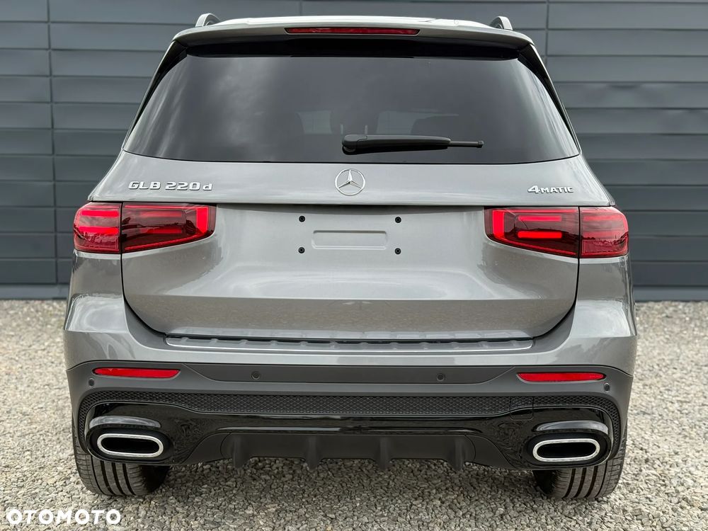 Mercedes-Benz GLB 220 d 4-Matic AMG Line 8G-DCT - 6