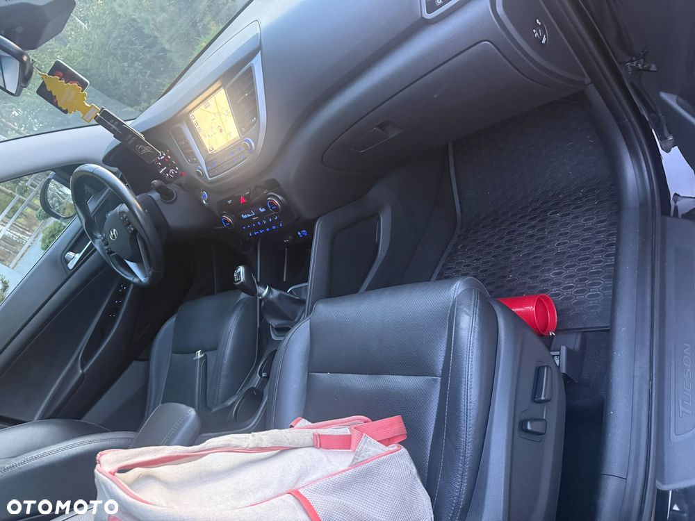 Hyundai Tucson - 8