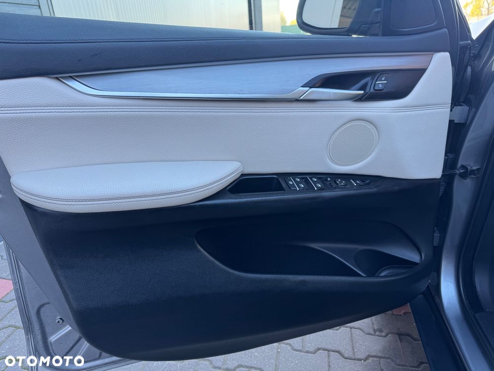 BMW X6 xDrive35i Performance M Paket - 26