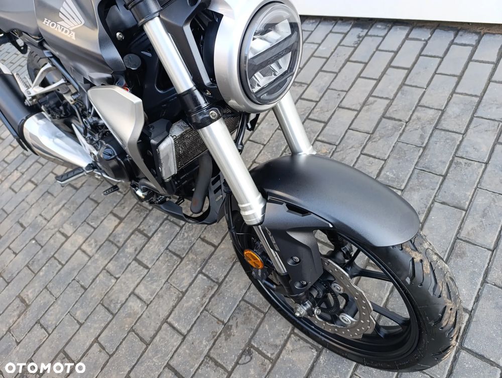 Honda CB - 28