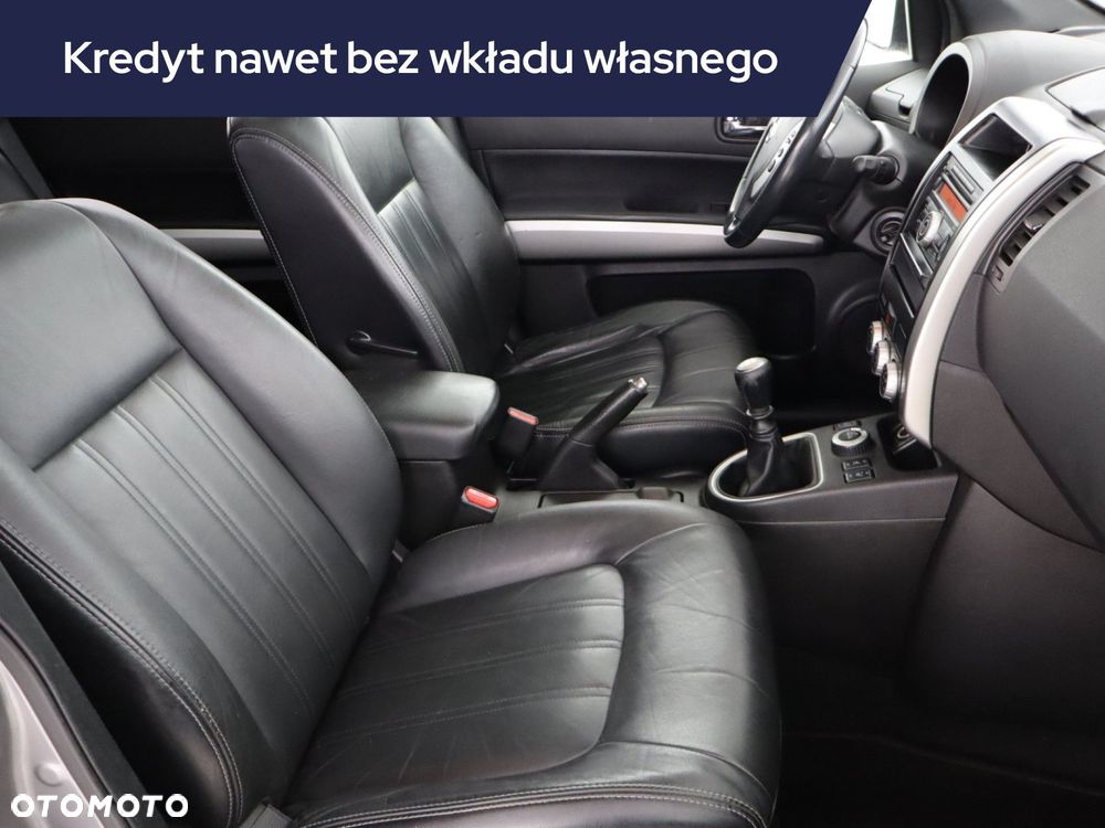 Nissan X-Trail - 11