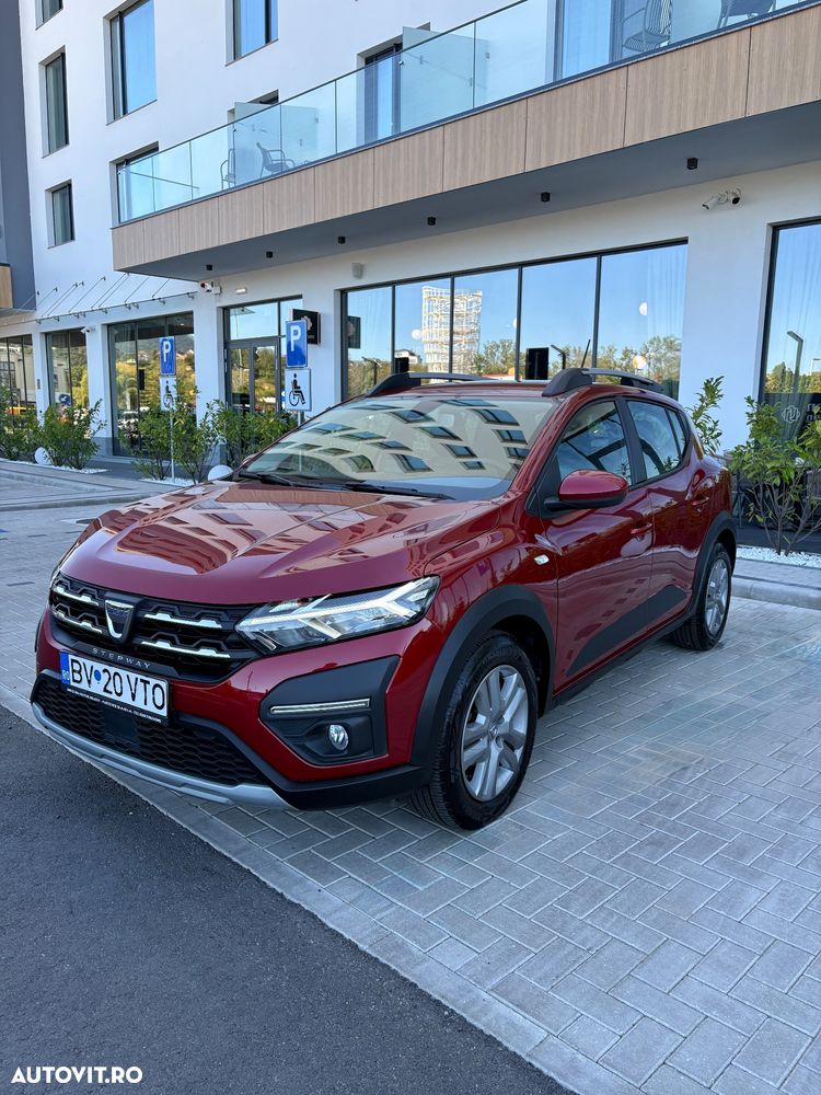 Dacia Sandero Stepway TCe 90 MT6 Comfort - 1