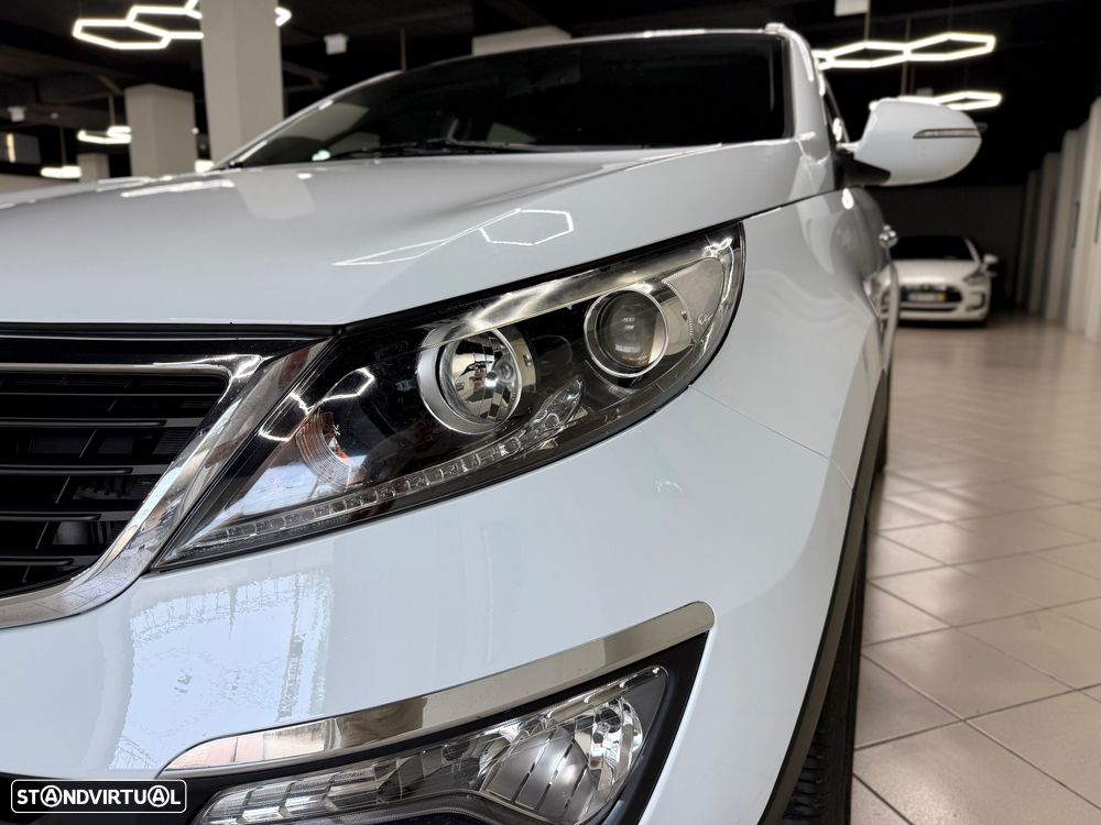 Kia Sportage 1.7 CRDI ISG LX - 11