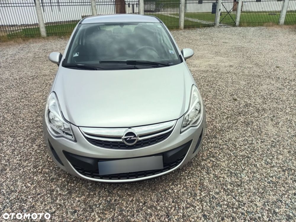 Opel Corsa 1.2 16V Essentia - 3