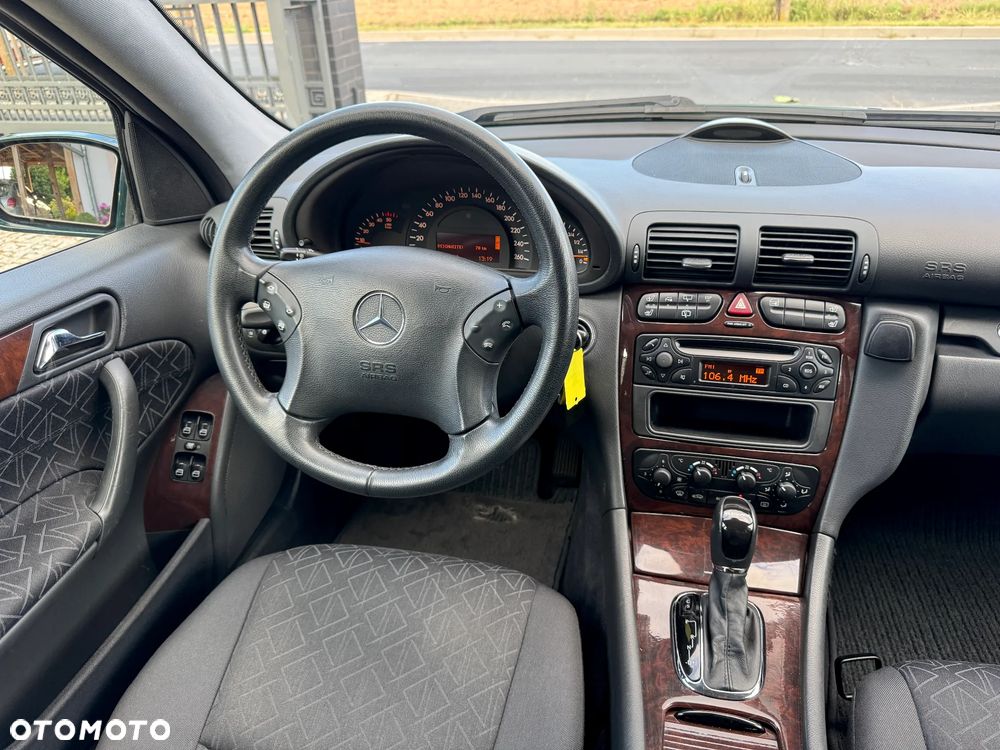 Mercedes-Benz Klasa C 200 CDI Automatik Elegance - 16