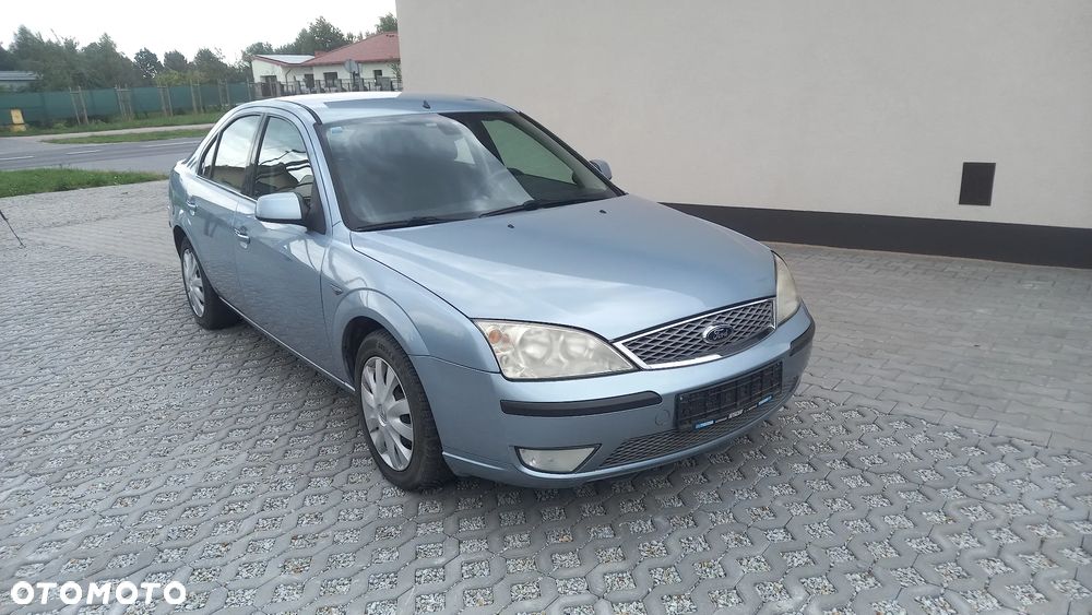 Ford Mondeo 1.8 Ghia - 6