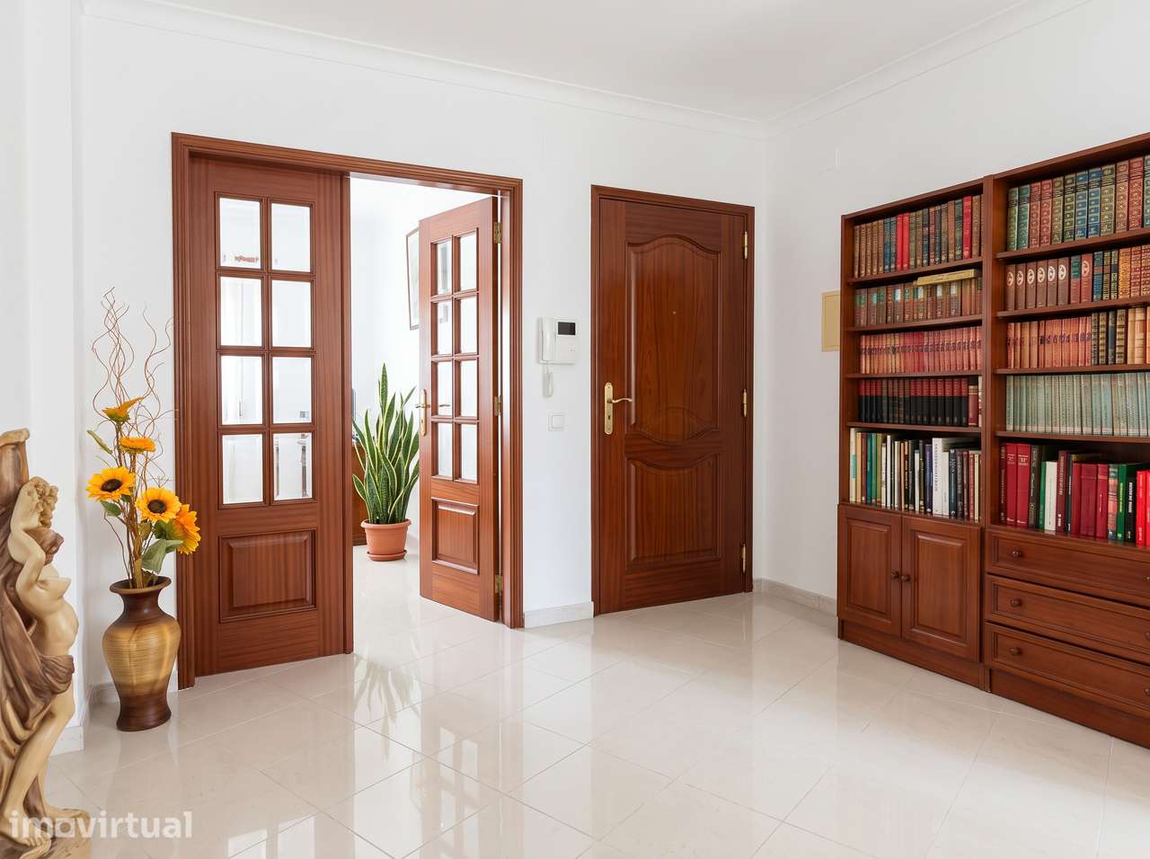 Apartamento T3 com garagem box, no centro de Portimão - Grande imagem: 4/27
