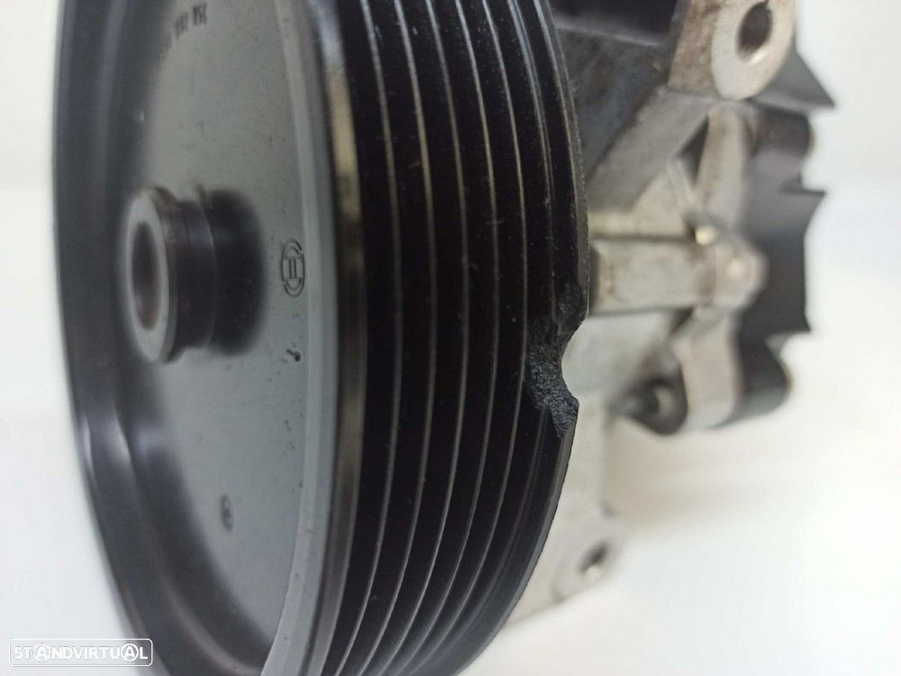 BOMBA DIREÇÃO MERCEDES CLASE C (W204) FAMILIAR 200 T CDI (204.207) - 11