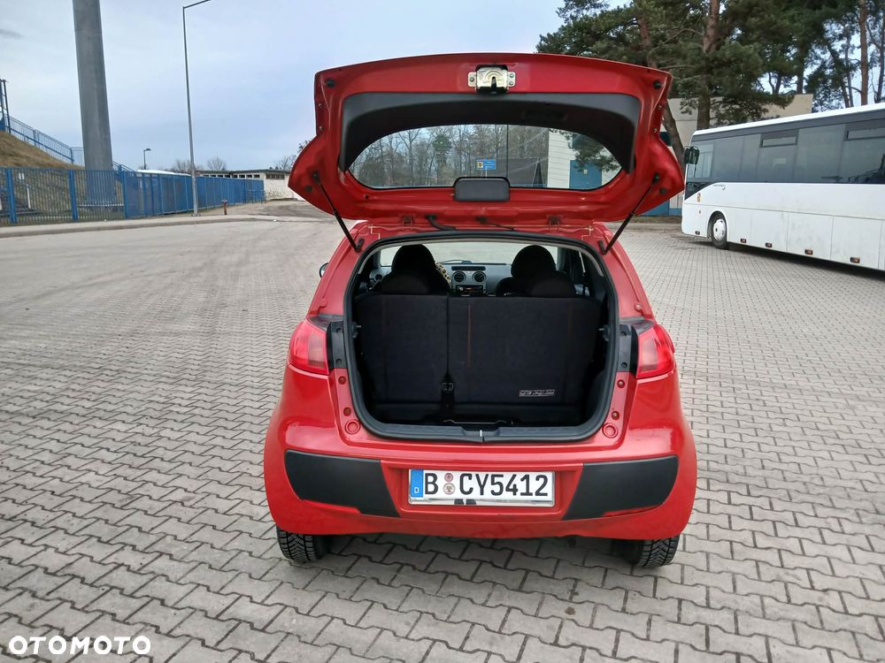 Mitsubishi Colt - 9