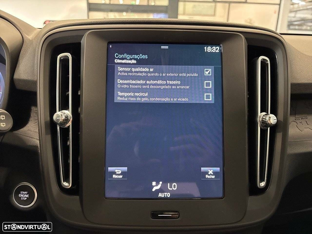 Volvo XC 40 1.5 T2 Momentum - 17
