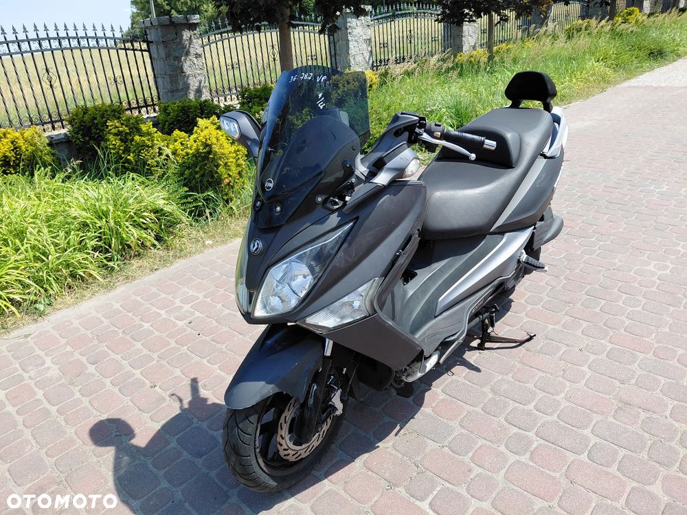 SYM GTS - 1