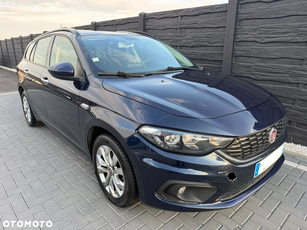 Fiat Tipo 1.6 MultiJet Lounge - 32