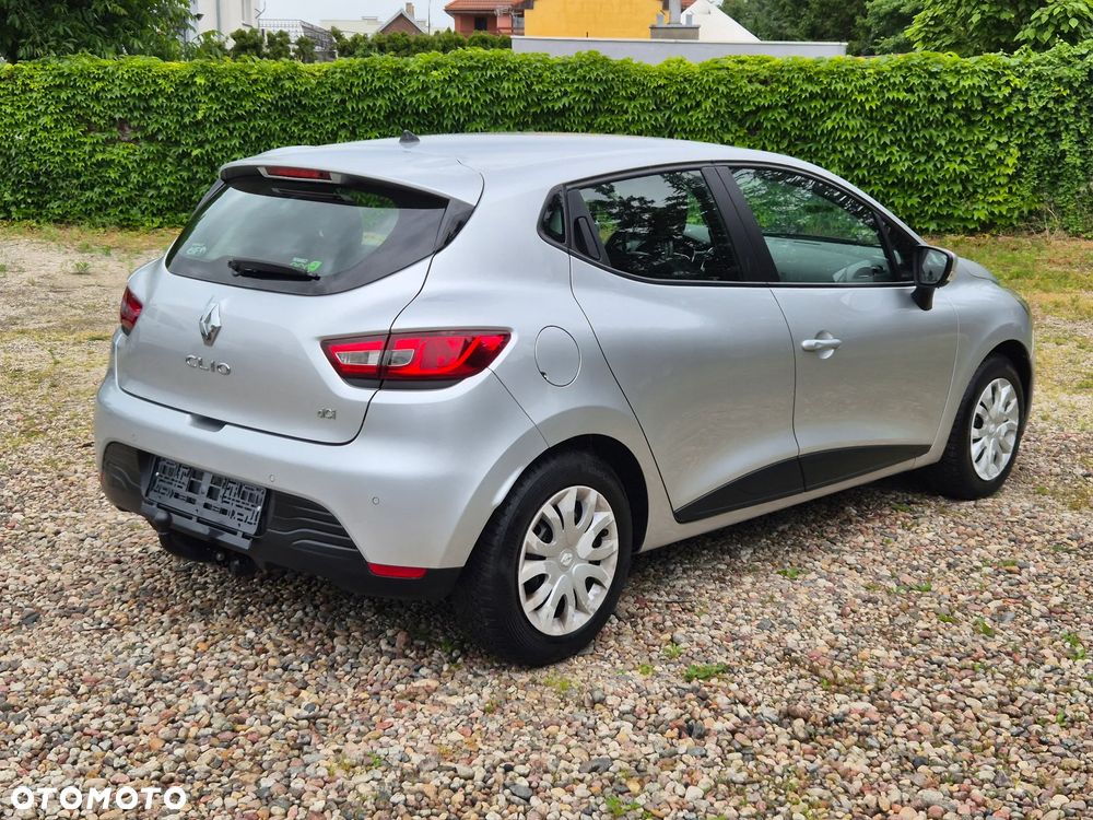 Renault Clio 1.5 dCi 75 Expression - 17