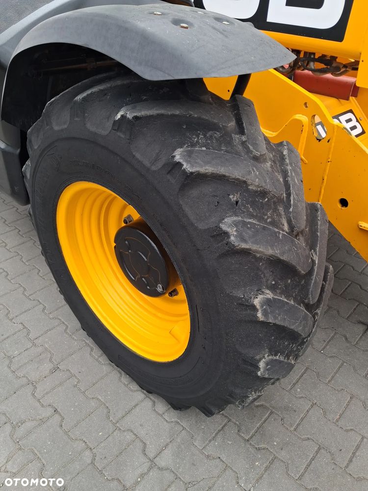 JCB 533 - 105 - 7