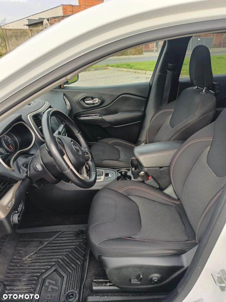 Jeep Cherokee 3.2 V6 Active Drive I Limited - 9