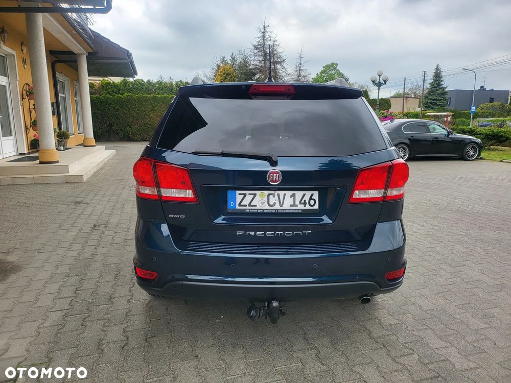 Fiat Freemont 2.0 Multijet 16V DPF Automatik Allrad Black Code - 4