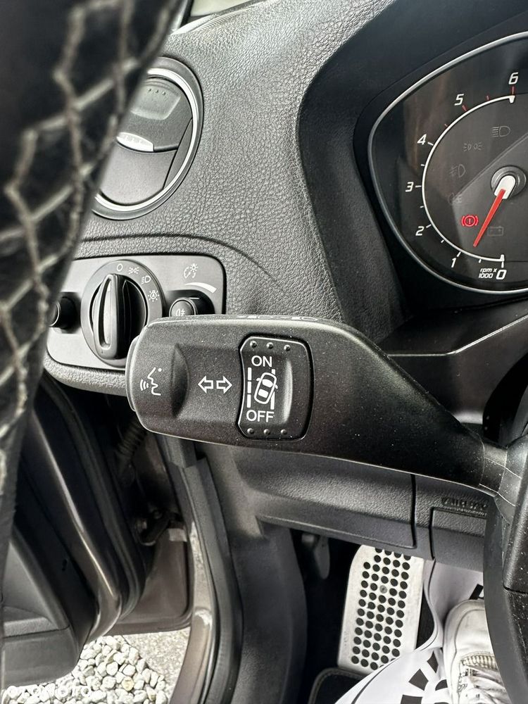 Ford S-Max - 15