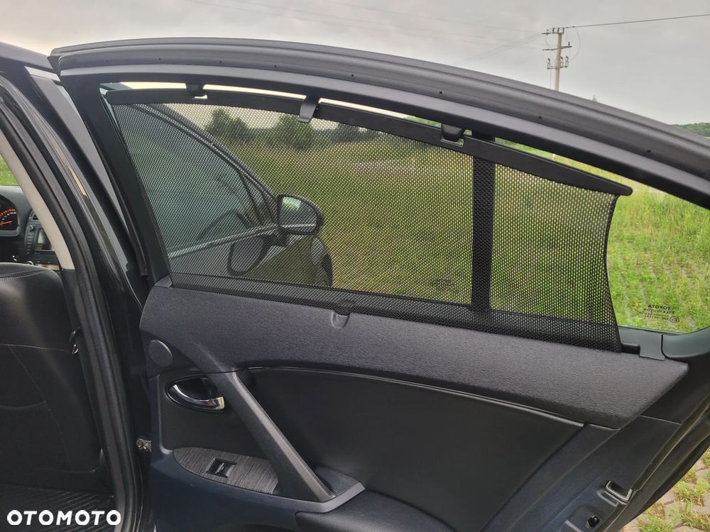 Toyota Avensis 2.0 Prestige NAVI MS - 36