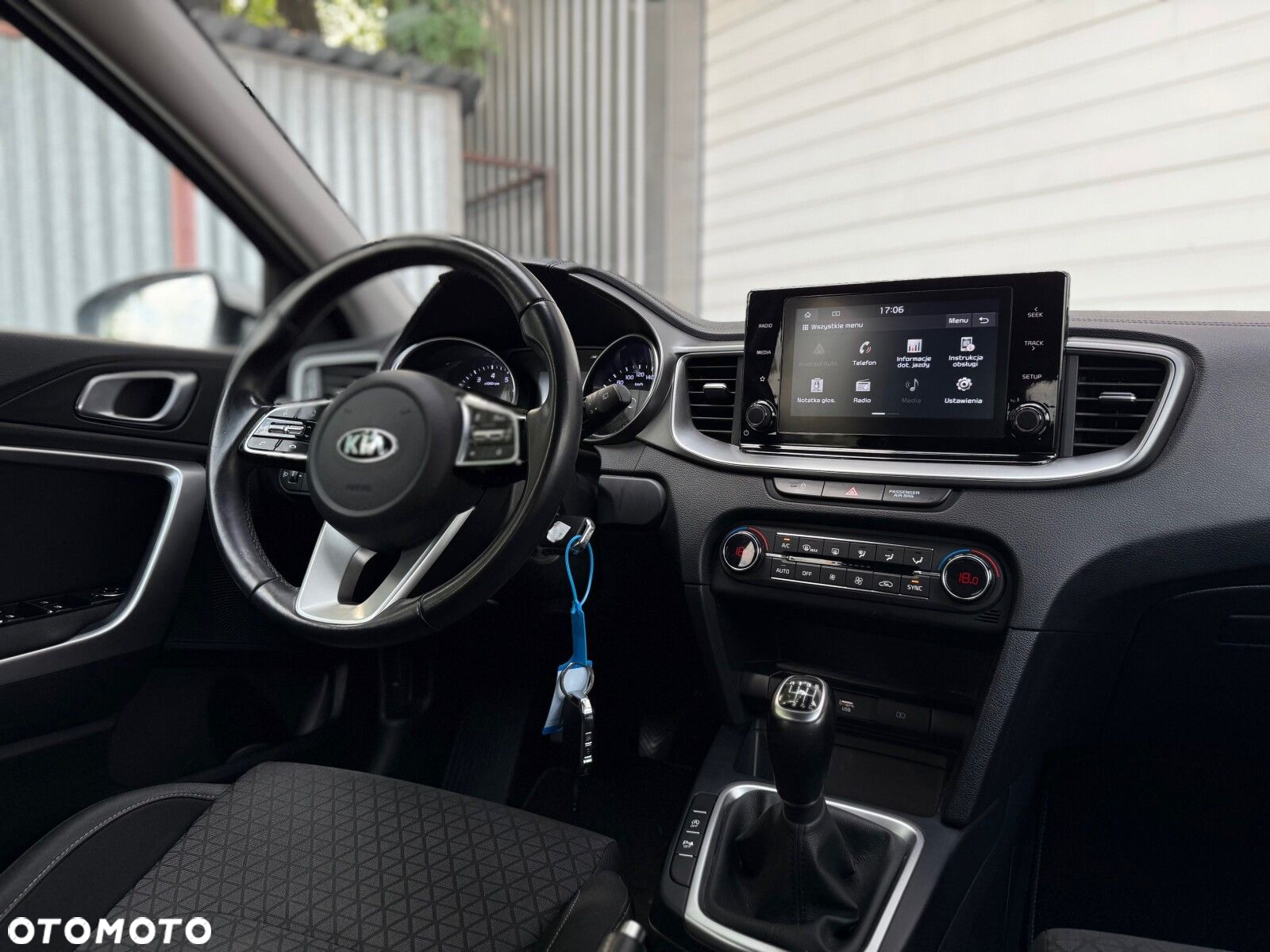 Kia XCeed 1.4 T-GDI M - 11