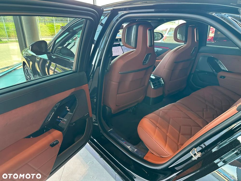 BMW Seria 7 - 27