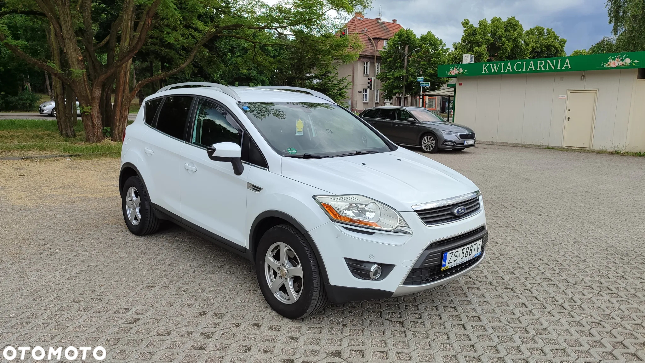 Ford Kuga - 13