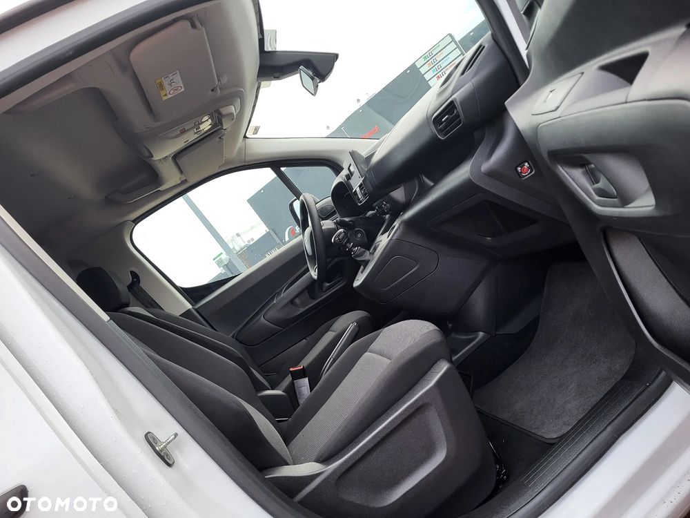 Toyota Proace City Verso 1.2 Turbo L1 Combi - 15