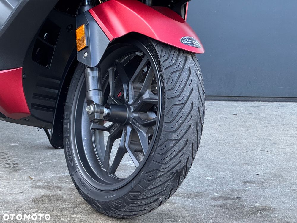 Honda NSS - 5