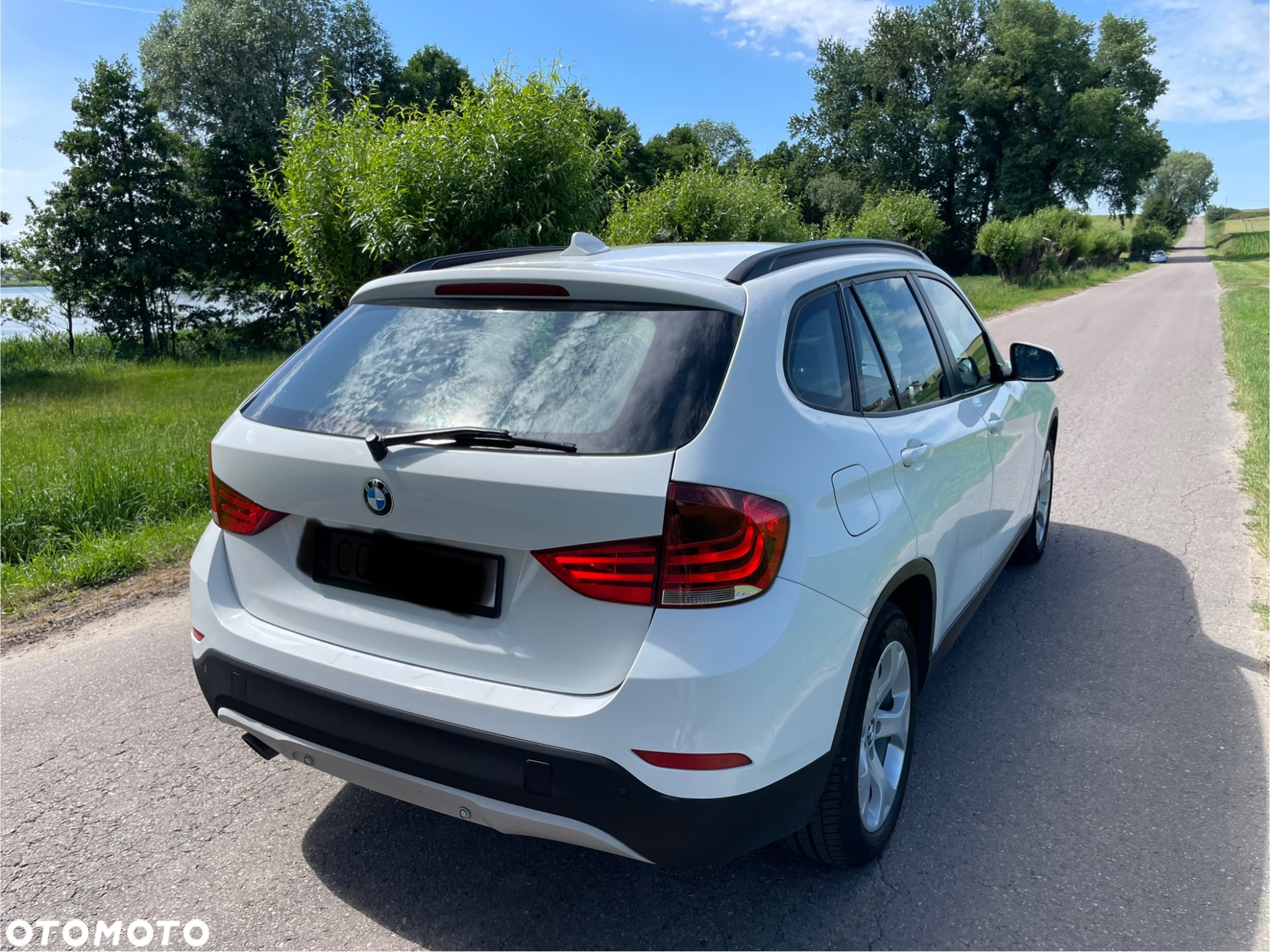 BMW X1 xDrive18d - 11