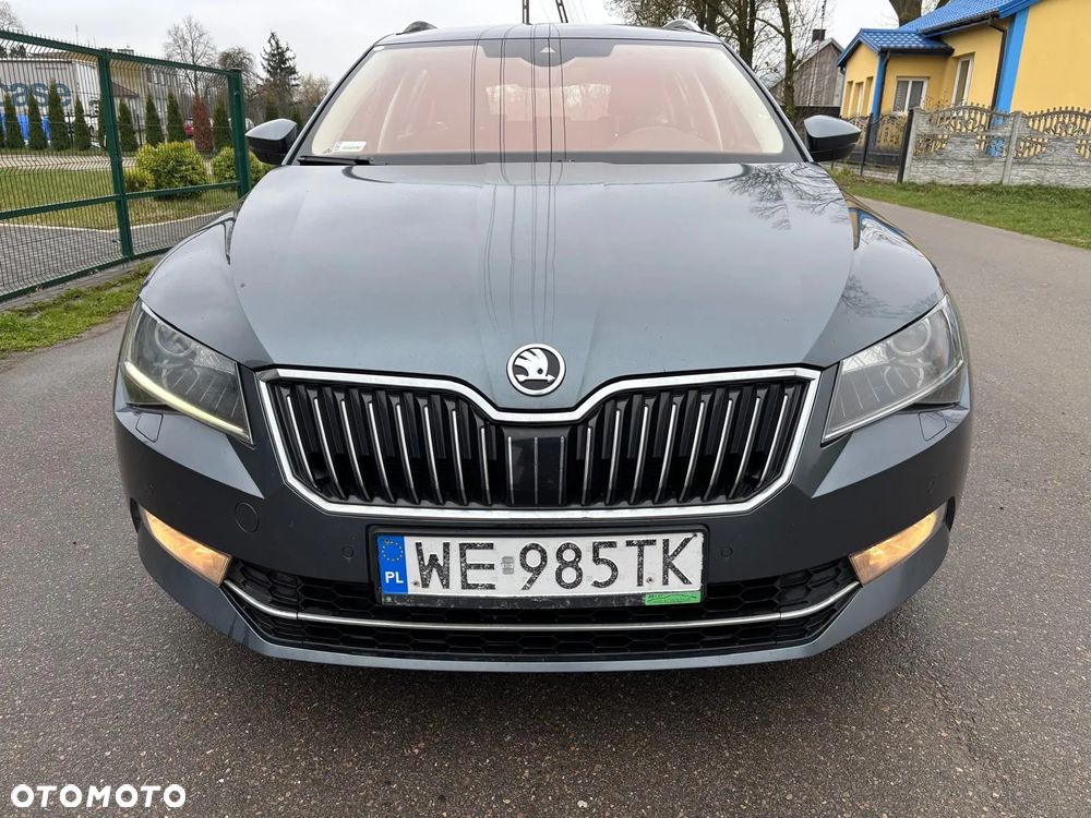 Skoda Superb 2.0 TDI Style - 6