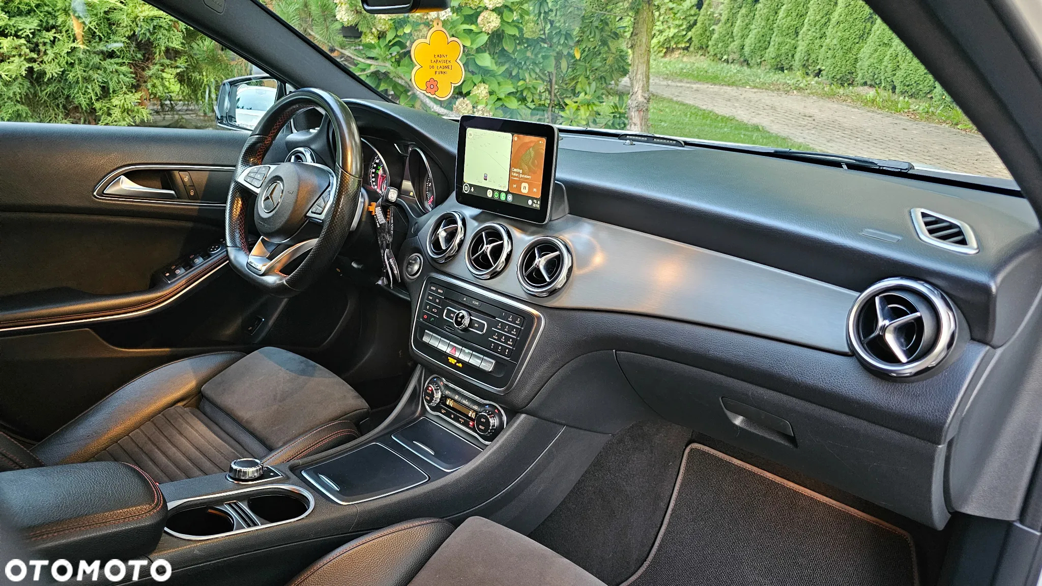 Mercedes-Benz GLA 200 d 7G-DCT AMG Line - 12