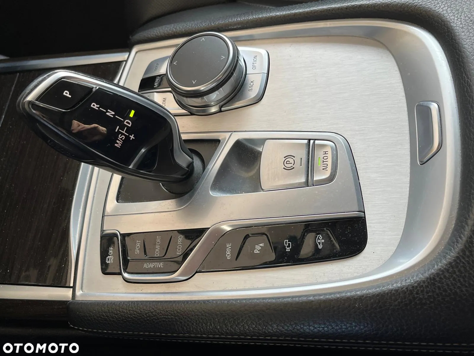 BMW Seria 7 740Le xDrive iPerformance - 14