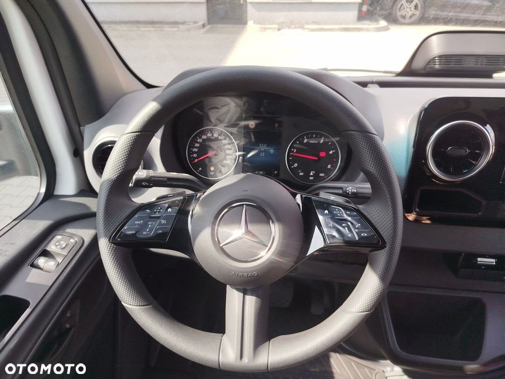 Mercedes-Benz Sprinter 317 CDI - 13