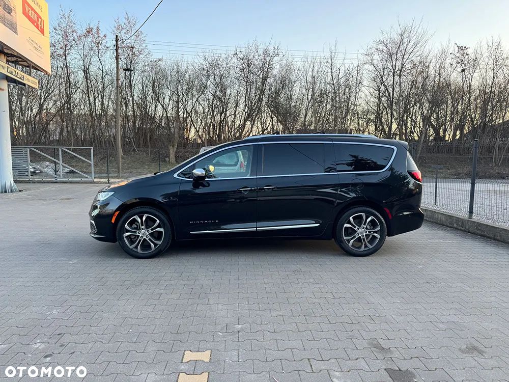 Chrysler Pacifica - 9