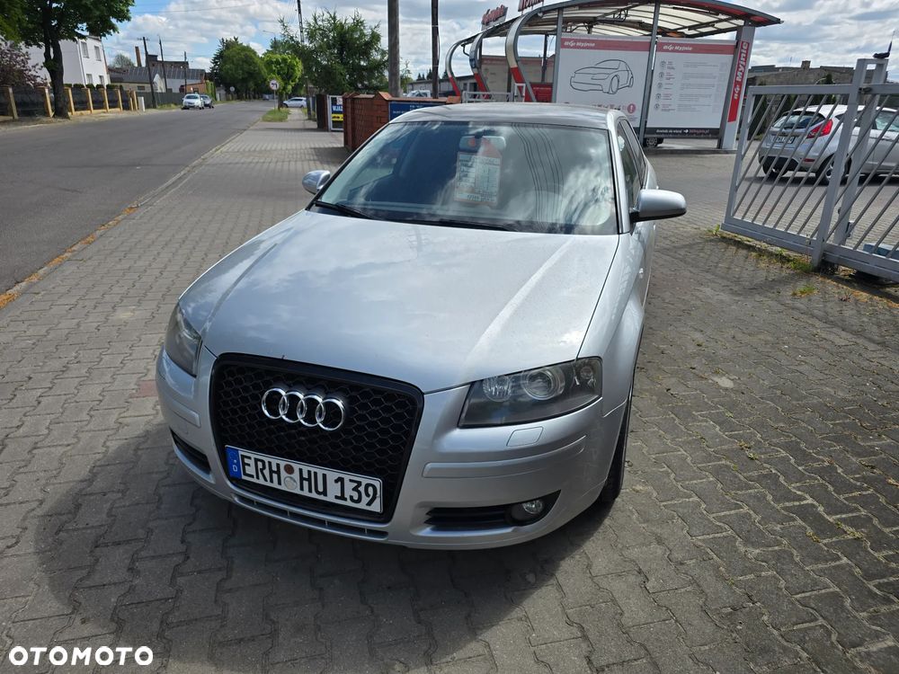 Audi A3 Sportback 1.4 TFSI Ambiente - 2