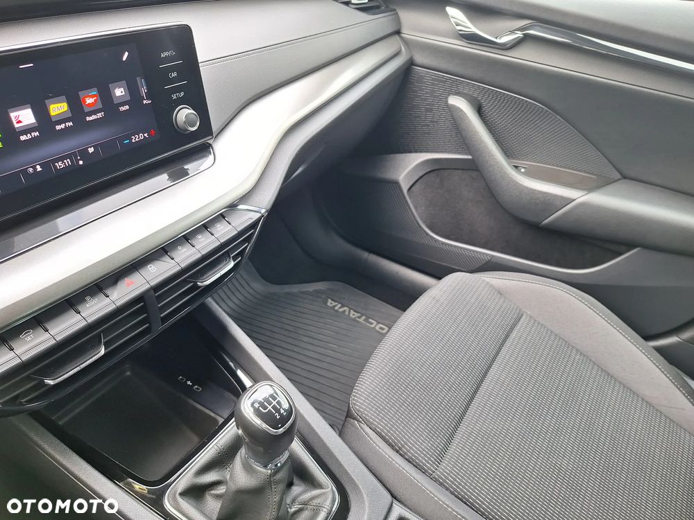Skoda Octavia 1.5 TSI ACT Ambition - 23