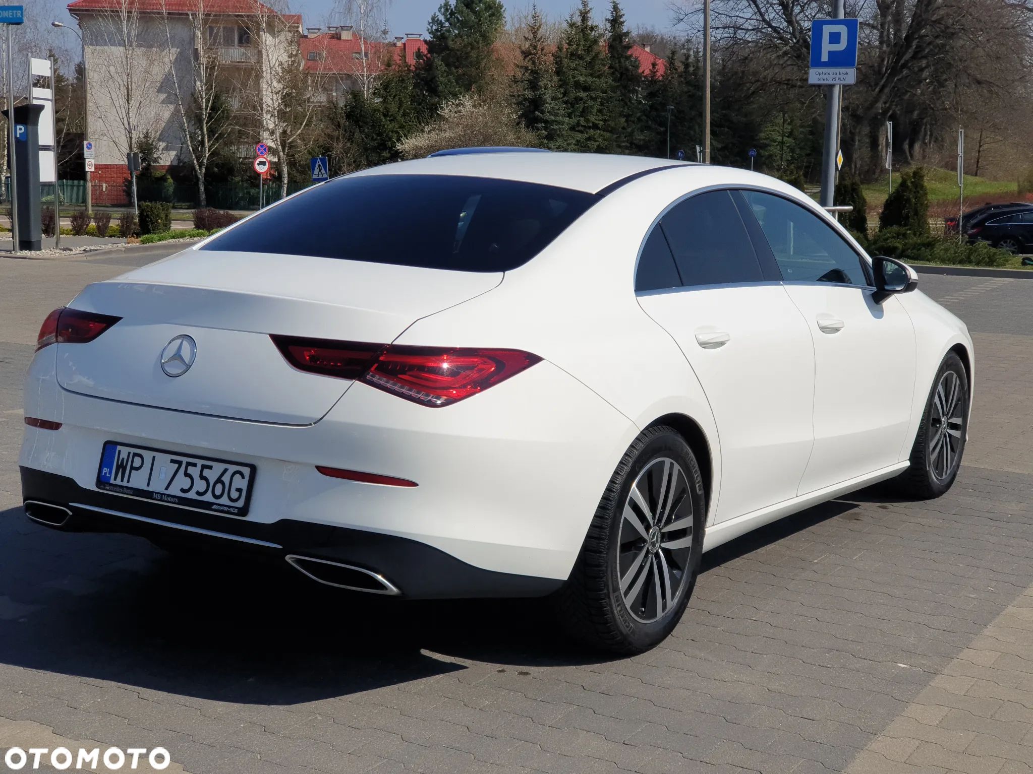 Mercedes-Benz CLA 200 Progressive 7G-DCT - 1