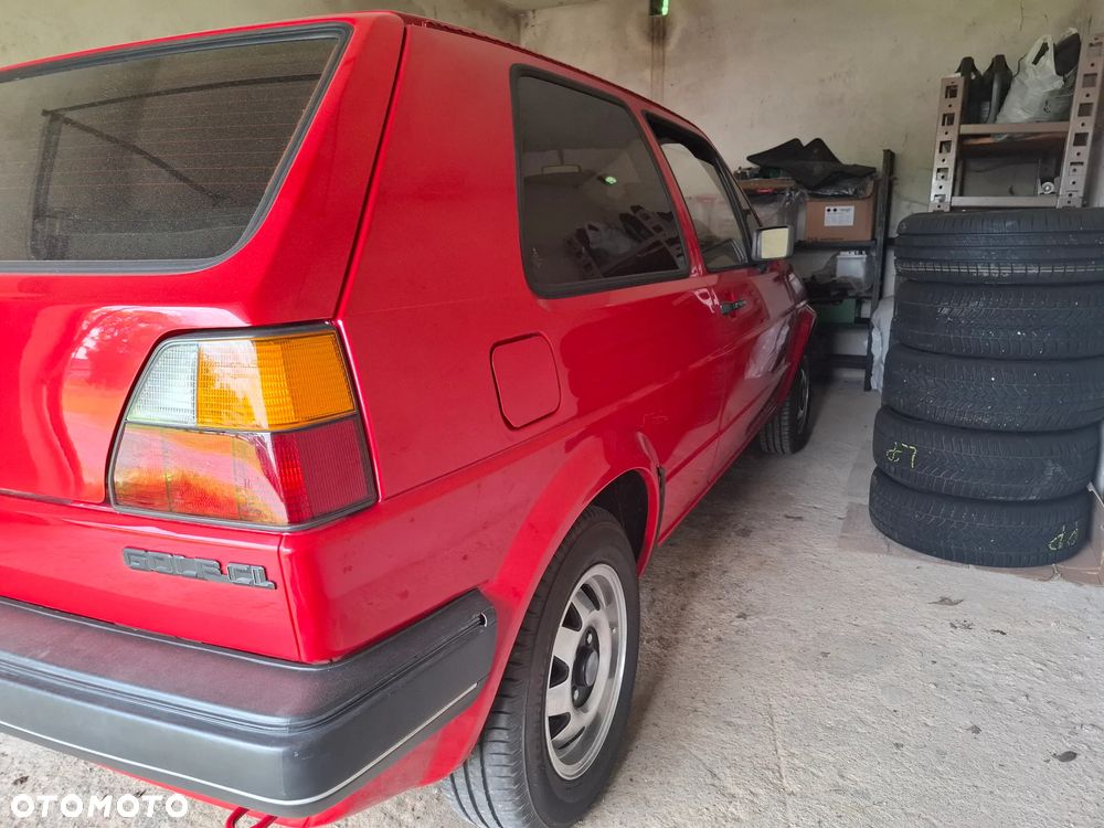 Volkswagen Golf 1.3 CL - 12