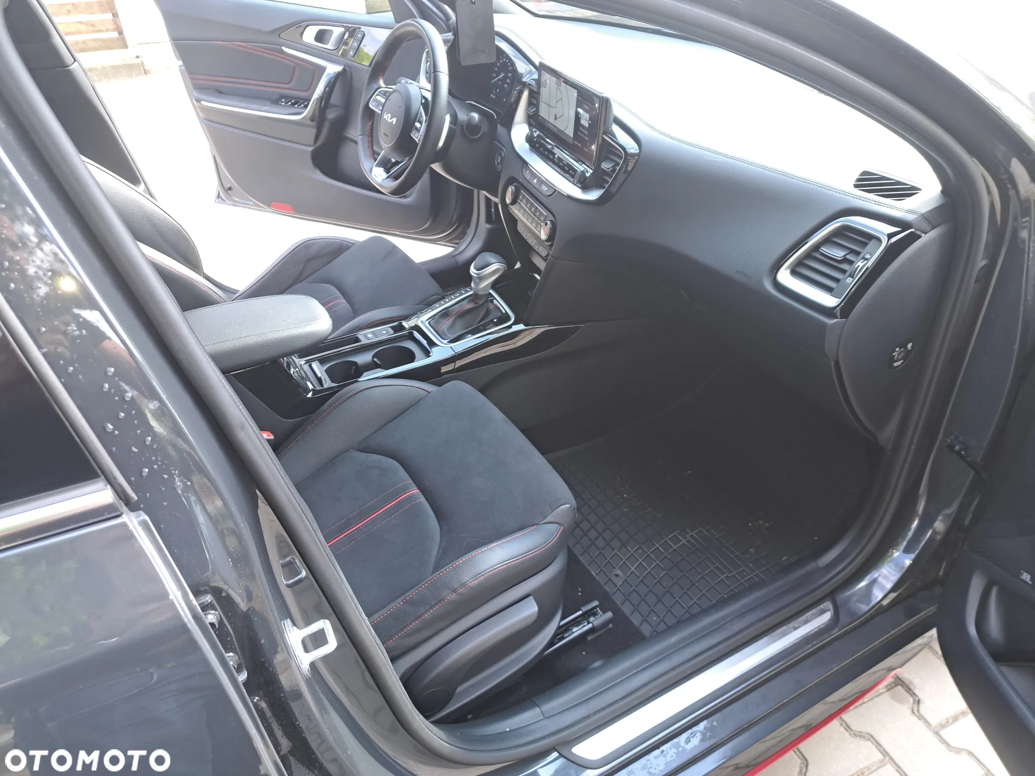 Kia ProCeed 1.6 T-GDI GT DCT - 19