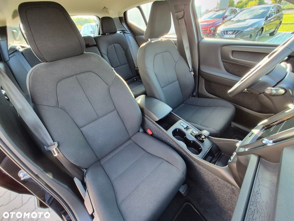 Volvo XC 40 T3 Momentum Core - 18