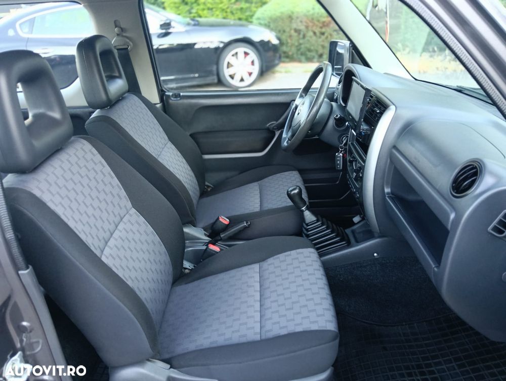 Suzuki Jimny 1.5 DDiS Club - 29