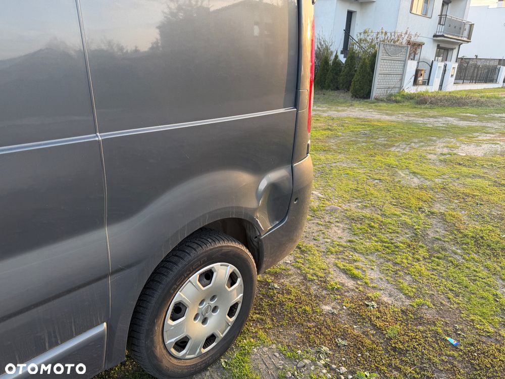 Opel Vivaro - 15
