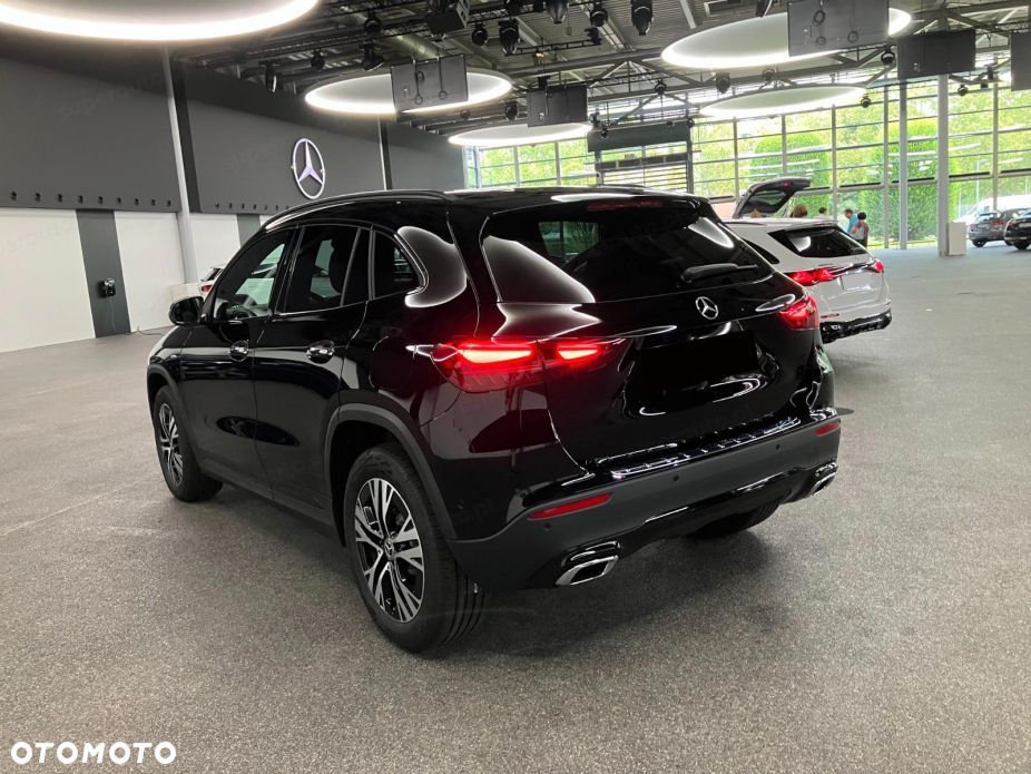 Mercedes-Benz GLA 200 Progressive - 6